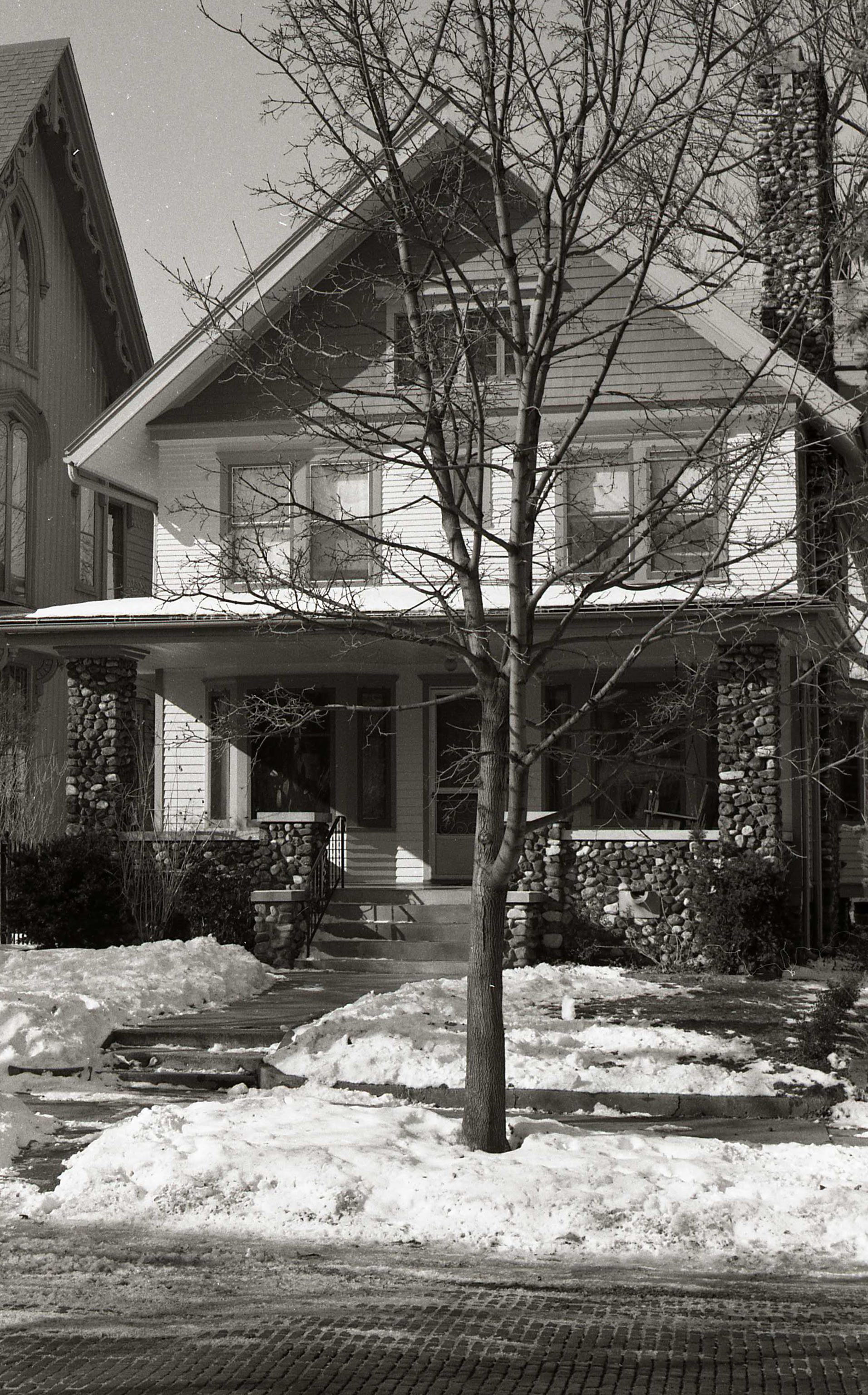 607 Park Avenue